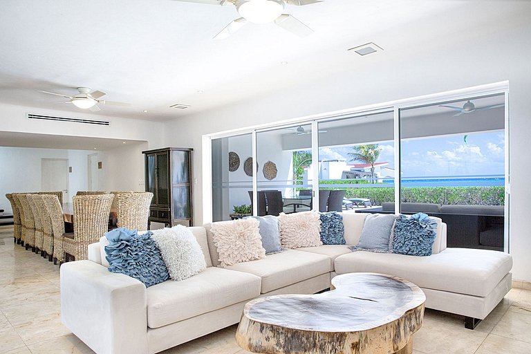 Pcr011 - Extraordinary luxury beachfront villa in Playa del