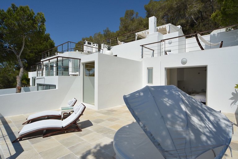 Ibi002 - Most Exclusive Luxury Villa in Ibiza