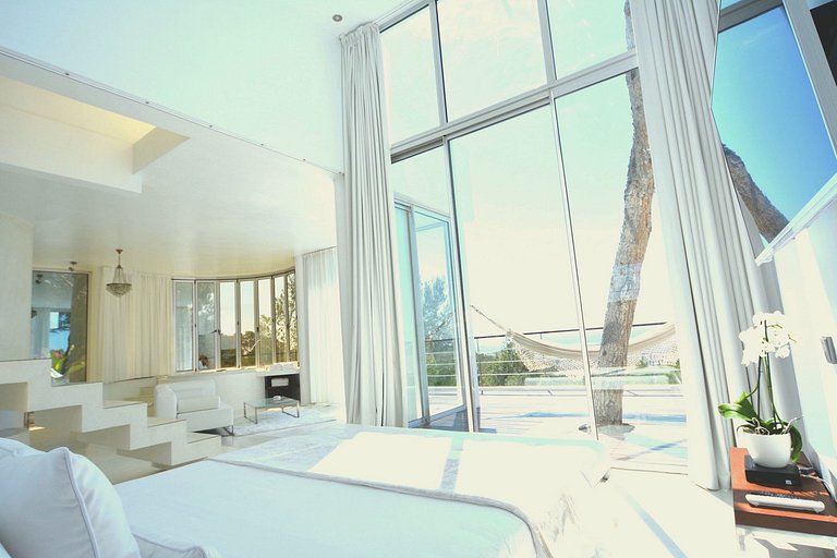 Ibi002 - Most Exclusive Luxury Villa in Ibiza
