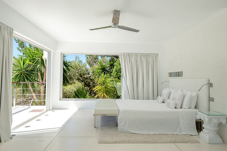 Ibi002 - Villa de lujo más exclusiva en Ibiza