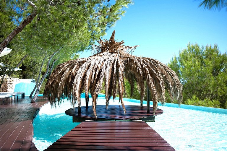 Ibi002 - Most Exclusive Luxury Villa in Ibiza