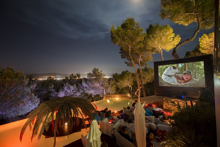 Ibi002 - Most Exclusive Luxury Villa in Ibiza