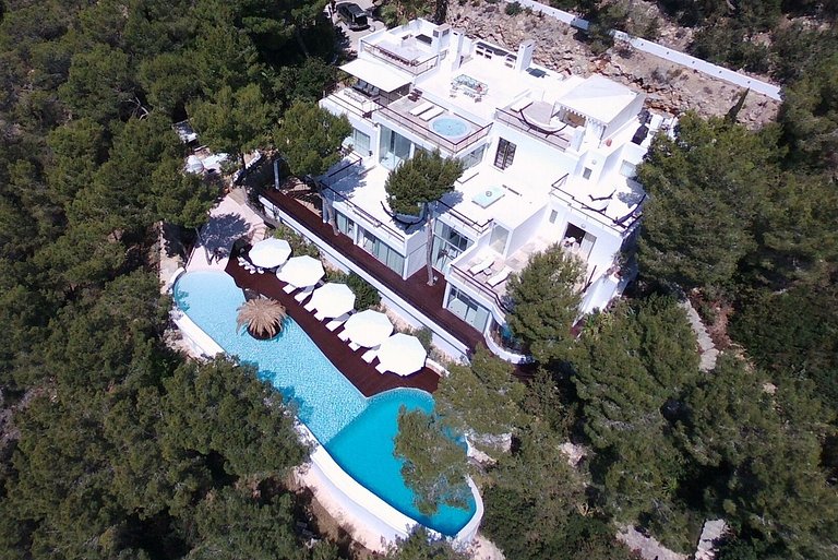 Ibi002 - Most Exclusive Luxury Villa in Ibiza