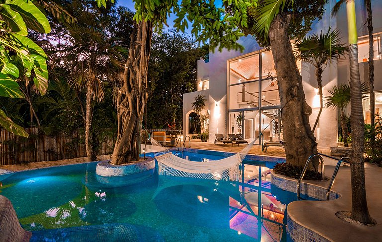 Pcr012 - Tropical Mansion in Playa del Carmen