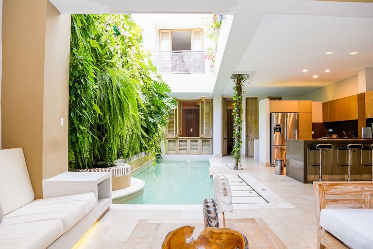 Car006 - Great house in the Historical Center of Cartagena