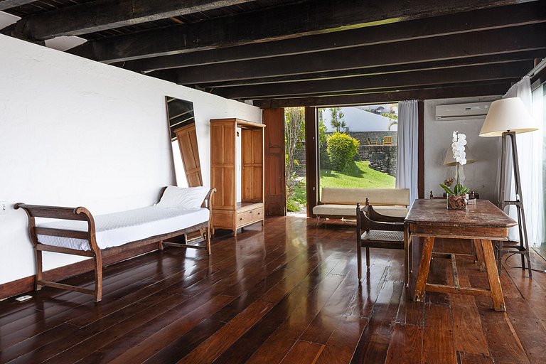 Rio014 - Beautiful villa with sea view in Joatinga