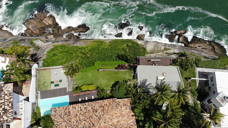 Rio014 - Beautiful villa with sea view in Joatinga