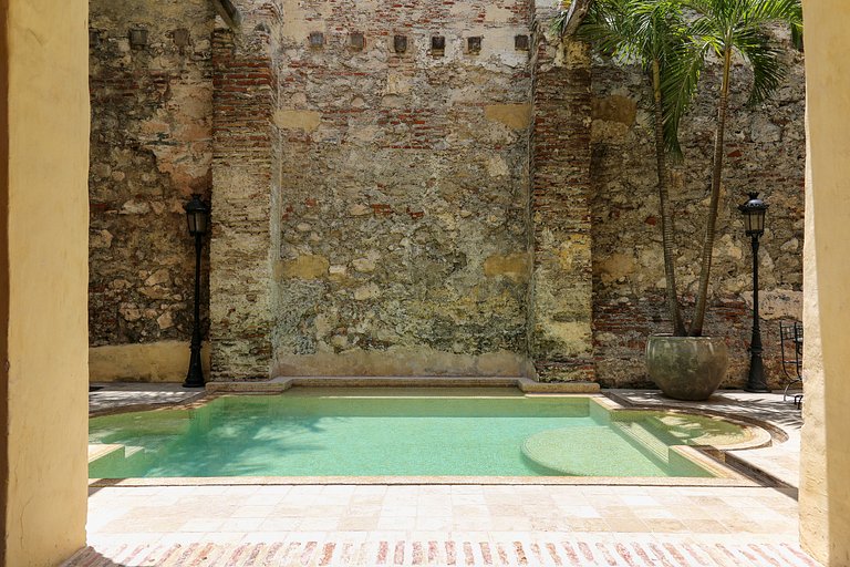 Car053 - Stunning house in the Historic Center of Cartagena