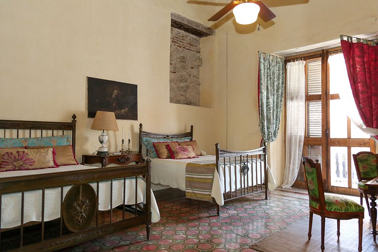 Car053 - Stunning house in the Historic Center of Cartagena