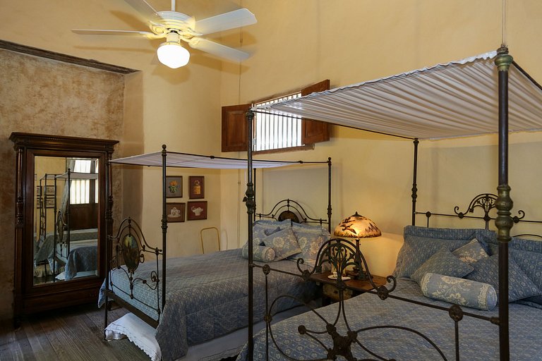 Car053 - Stunning house in the Historic Center of Cartagena