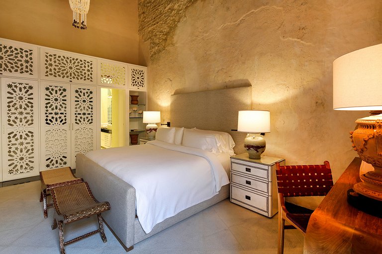 Car011 - Magnífica casa colonial con piscina en Cartagena