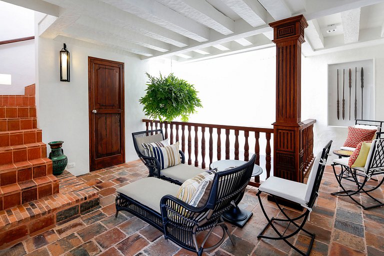 Car011 - Magnificent colonial house with pool in Cartagena