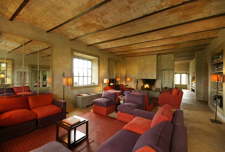 Tus003 - Villa surrounded by rolling hills, Tuscany