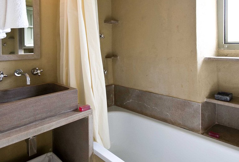 Tus003 - Villa surrounded by rolling hills, Tuscany