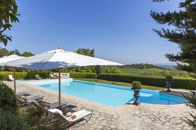 Tus004 - Villa au sommet d'une colline, Toscane