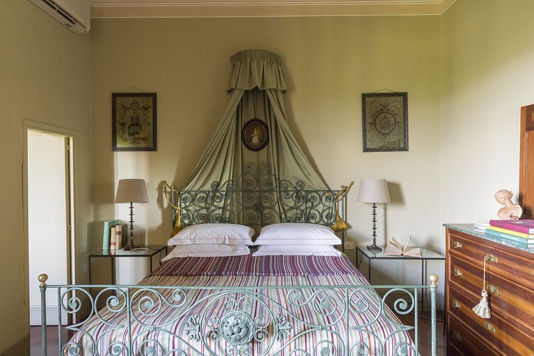 Tus004 - Villa on top of a hill, Tuscany