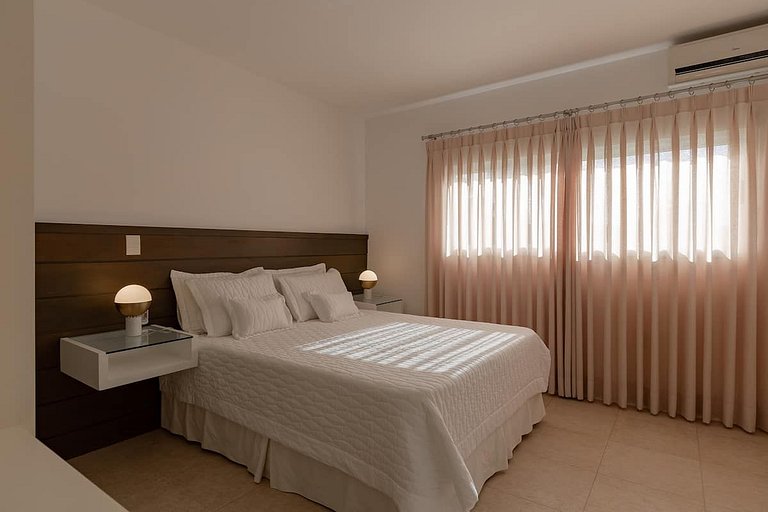 Flo003 - Magnífica residencia beira-mar de 7 quartos em Flor