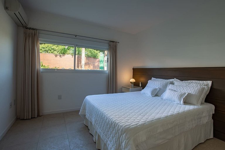 Flo003 - Magnífica residencia beira-mar de 7 quartos em Flor