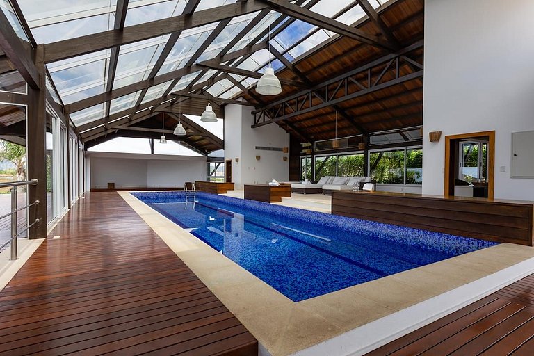 Flo003 - Magnífica residencia beira-mar de 7 quartos em Flor