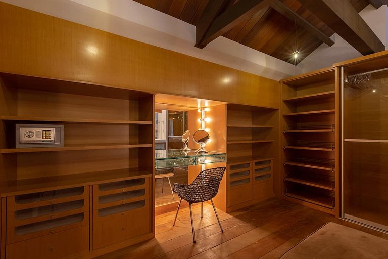 Flo003 - Magnifique résidence de 7 chambres en bord de mer à