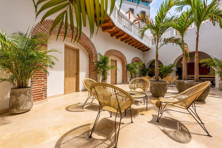 Luxurious Villa with Swimming Pool in Cartagena