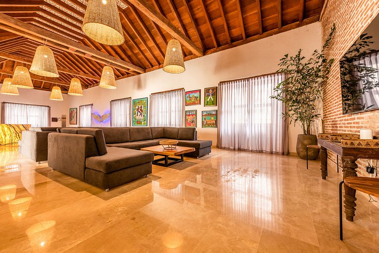 Luxurious Villa with Swimming Pool in Cartagena