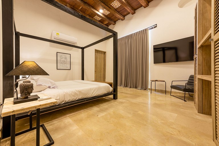 Luxurious Villa with Swimming Pool in Cartagena