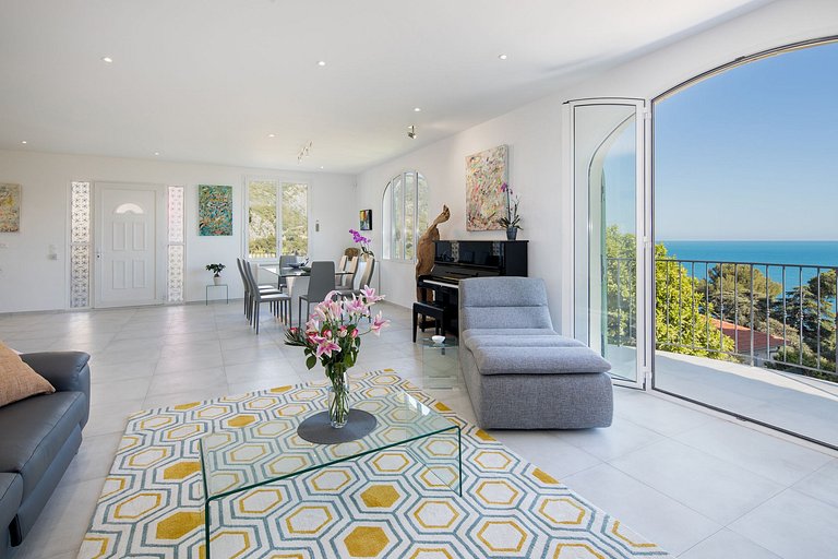 Azu006 - Luxury Villa above Eze-Sur-Mer, French Riviera