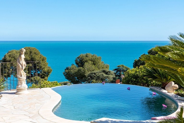 Azu006 - Luxury Villa above Eze-Sur-Mer, French Riviera