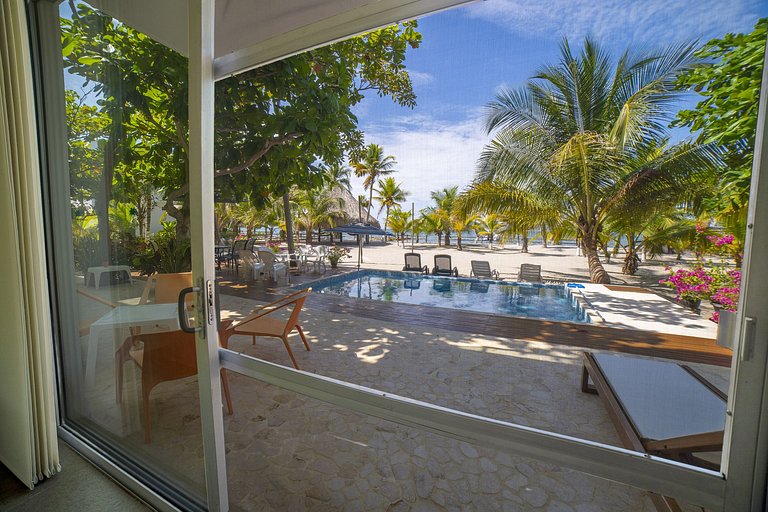 Tol002 - Beachfront villa with a pool in Tolú, Sucre
