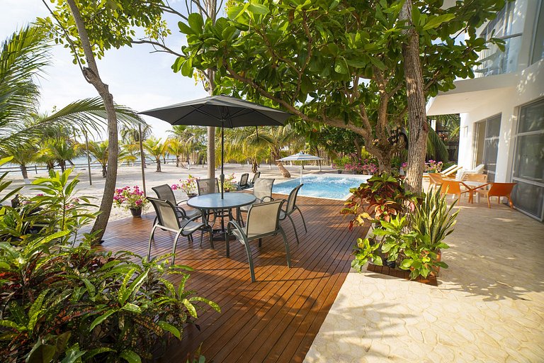 Tol002 - Beachfront villa with a pool in Tolú, Sucre