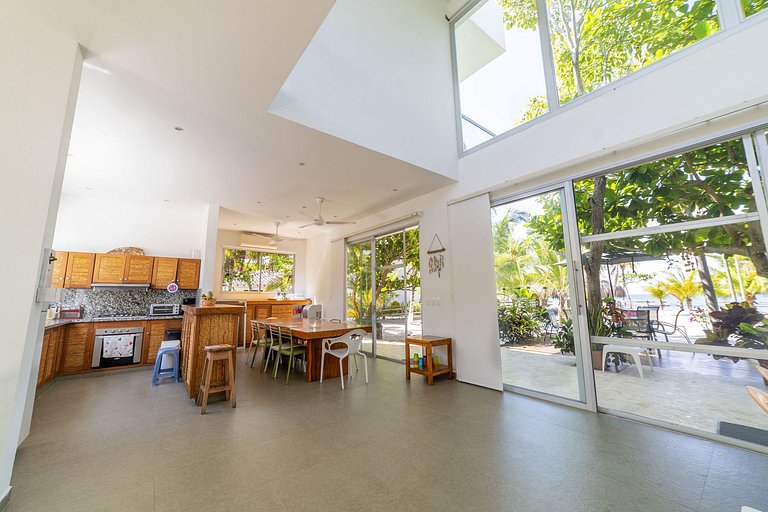 Tol002 - Beachfront villa with a pool in Tolú, Sucre