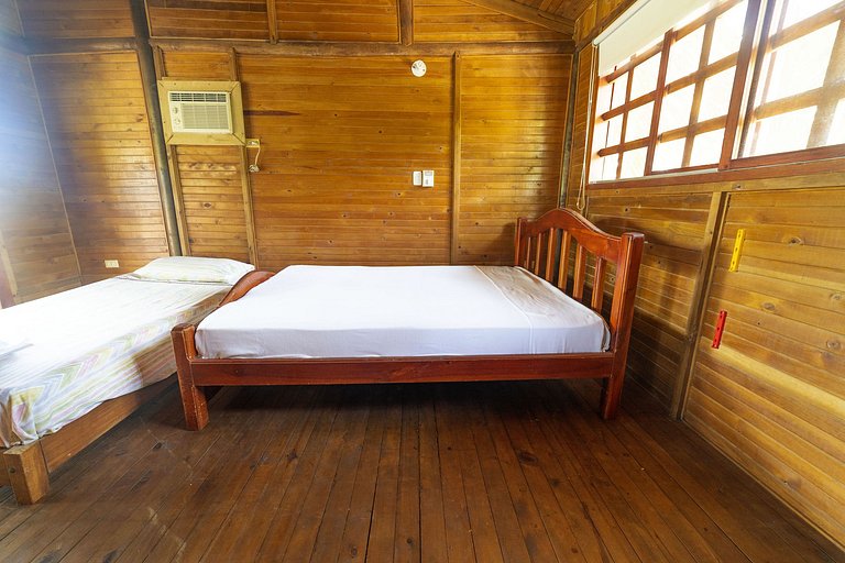 Tol002 - Beachfront villa with a pool in Tolú, Sucre