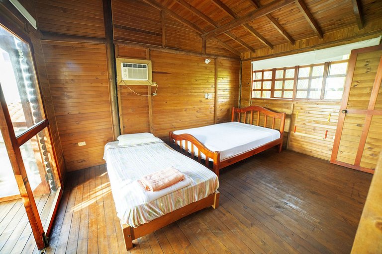 Tol002 - Beachfront villa with a pool in Tolú, Sucre