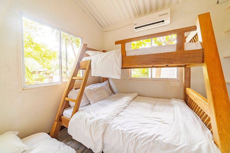 Tol001 - Magnifica casa de 6 quartos na beira do mar em Tolú