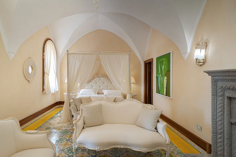 Cam001 - Villa on the Amalfi Coast, Campania