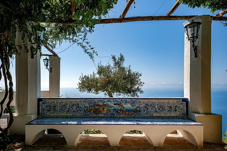 Cam001 - Villa on the Amalfi Coast, Campania
