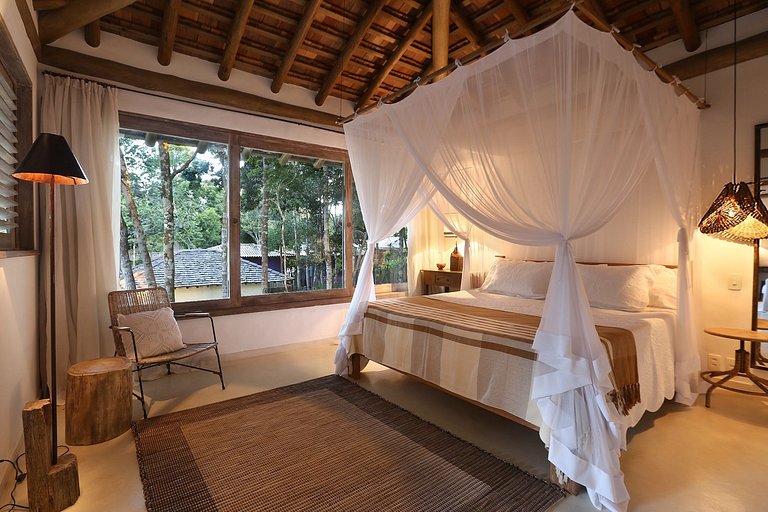 Bah127 - Beautiful house closed by the Quadrado