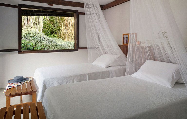 Ang037 - Beautiful sea front site in Angra dos Reis