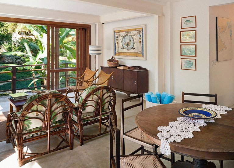 Ang037 - Beau villa en front de mer à Angra dos Reis