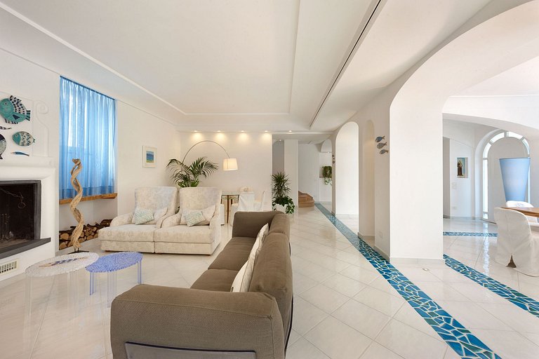 Cam007 - Modern villa, Sorrento Coast, Campania
