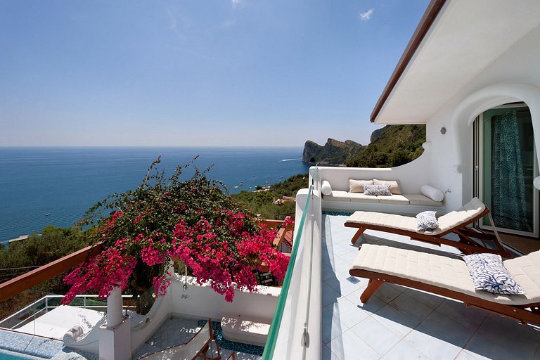 Cam007 - Modern villa, Sorrento Coast, Campania