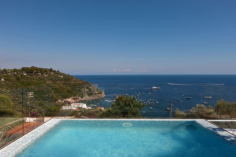 Cam007 - Modern villa, Sorrento Coast, Campania