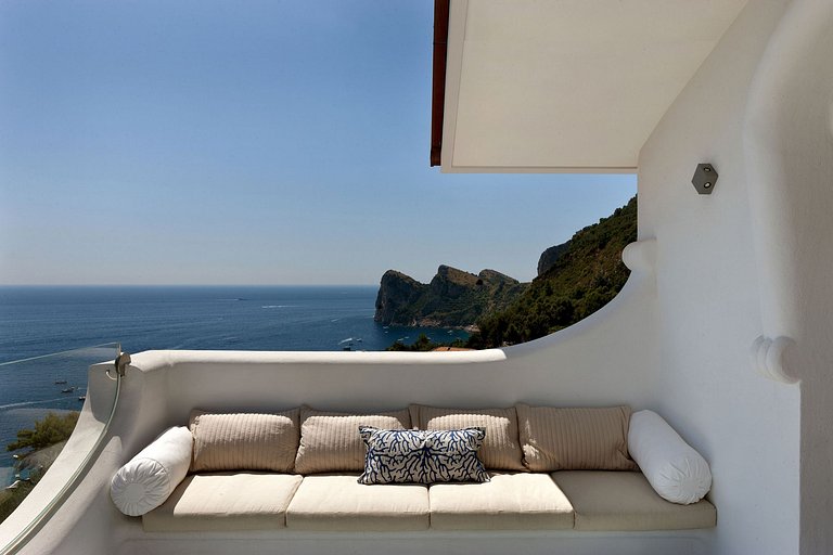 Cam007 - Villa moderna, Costa de Sorrento, Campânia