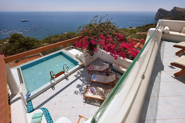 Cam007 - Villa moderna, Costa de Sorrento, Campânia