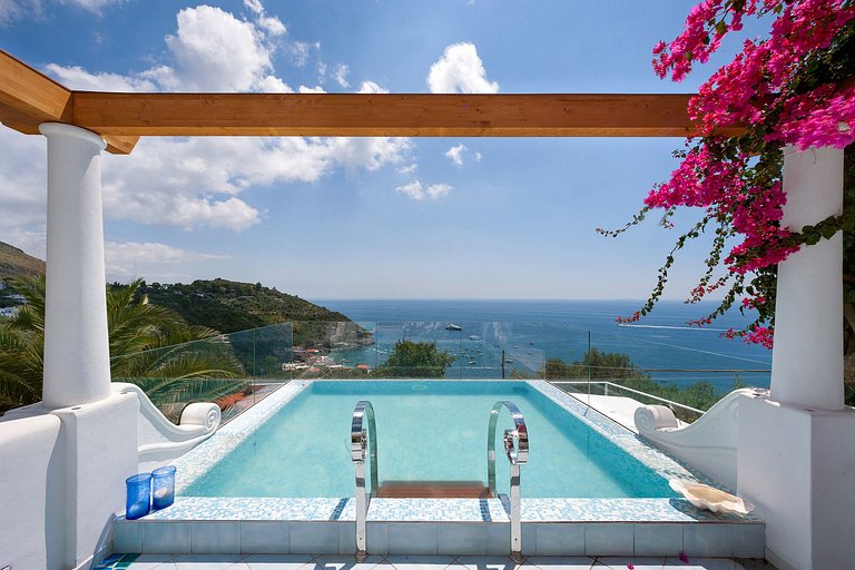 Cam007 - Modern villa, Sorrento Coast, Campania