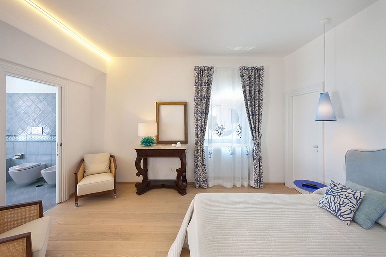 Cam007 - Modern villa, Sorrento Coast, Campania