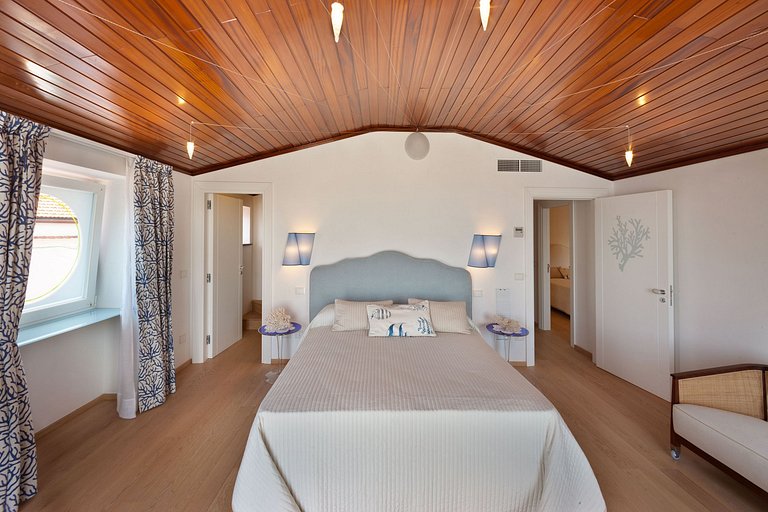Cam007 - Modern villa, Sorrento Coast, Campania