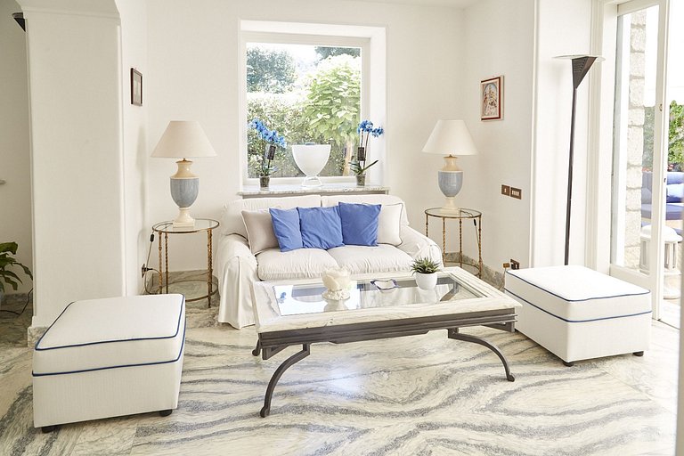 Cam015 - Villa on the island of Capri, Campania