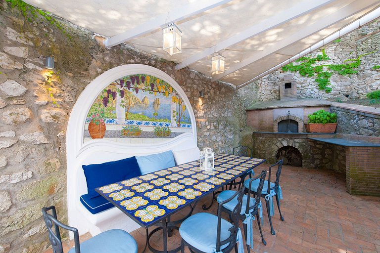 Cam015 - Villa on the island of Capri, Campania